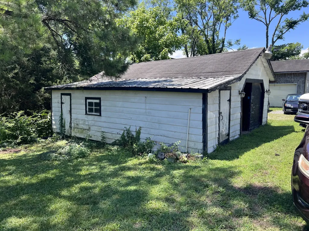 2306 Alpine Avenue Nashville TN 37218