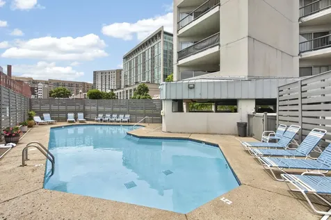 900 19th Ave, S Nashville TN 37212