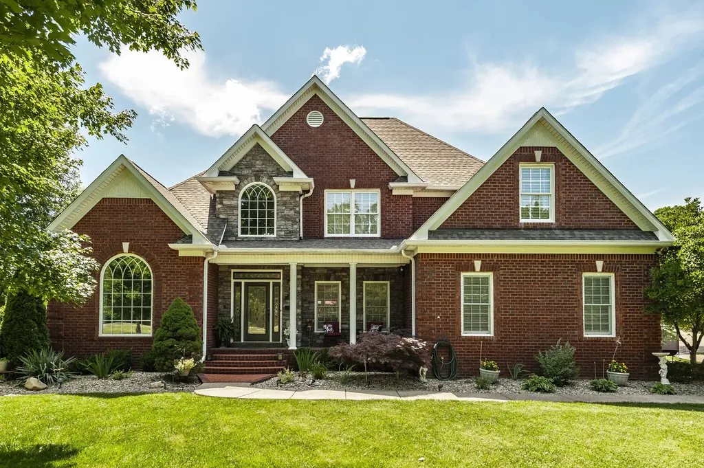 1820 Hygeia Road Greenbrier TN 37073