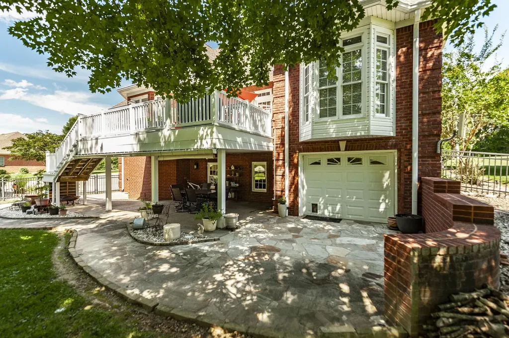 1820 Hygeia Road Greenbrier TN 37073