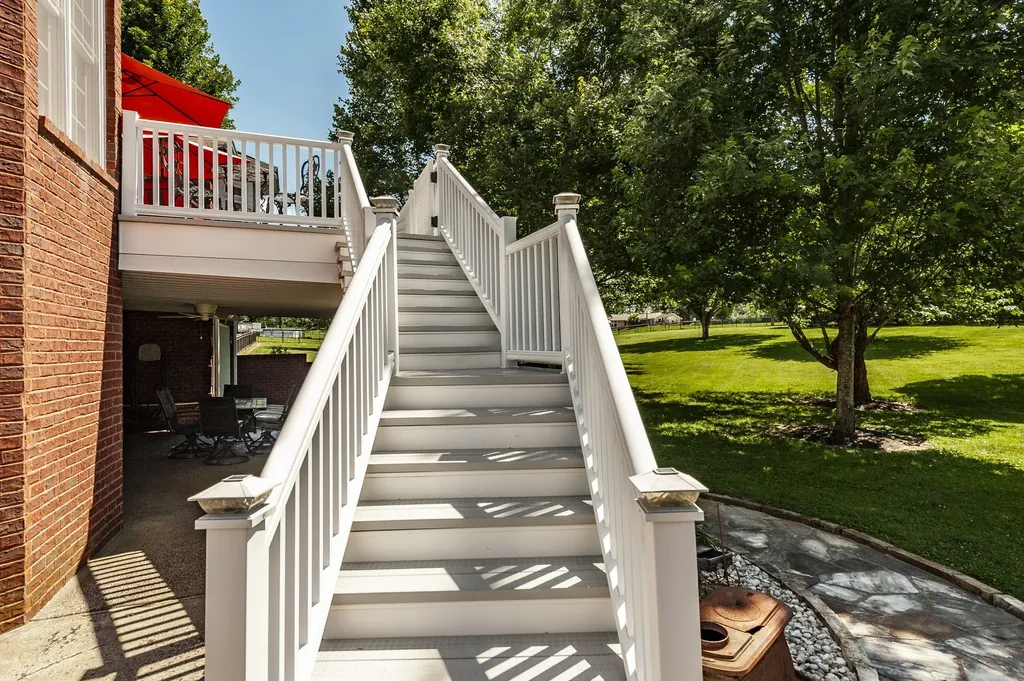 1820 Hygeia Road Greenbrier TN 37073