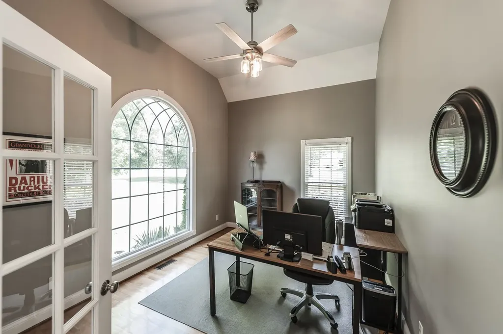 1820 Hygeia Road Greenbrier TN 37073