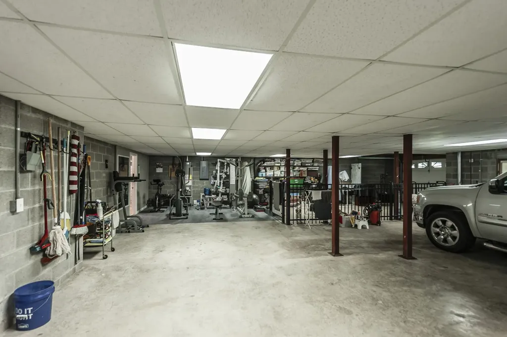 1820 Hygeia Road Greenbrier TN 37073