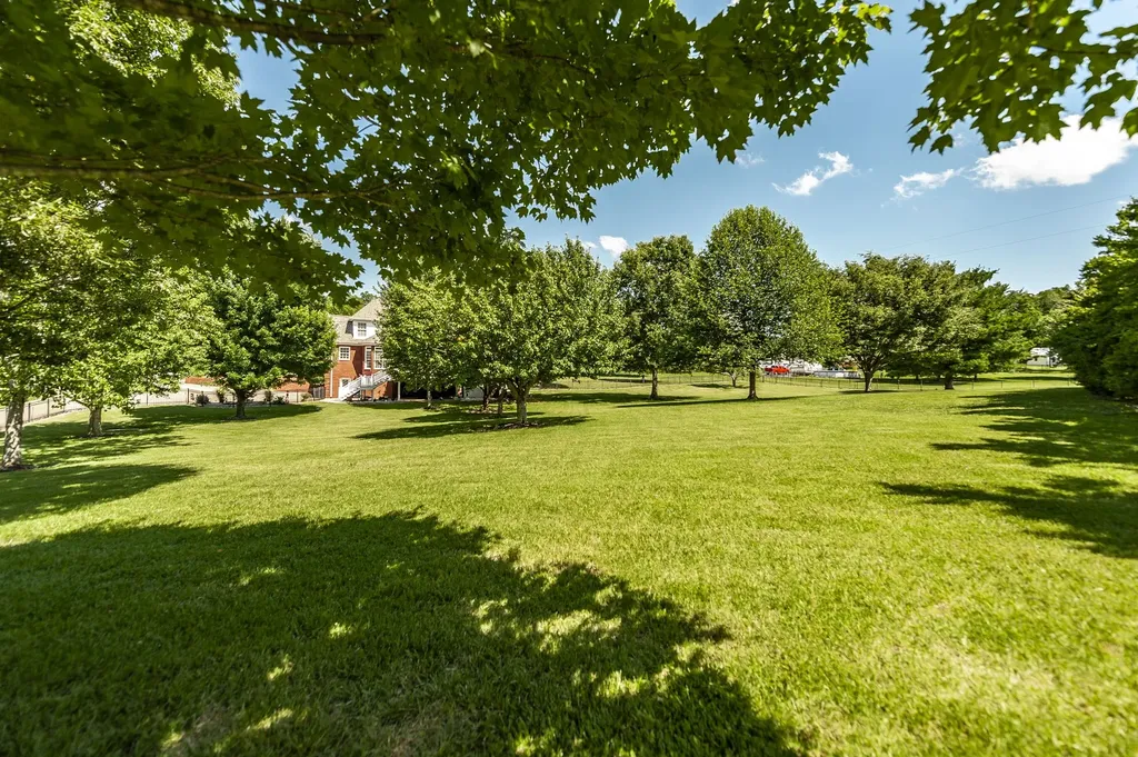 1820 Hygeia Road Greenbrier TN 37073
