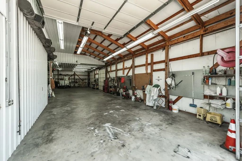 1820 Hygeia Road Greenbrier TN 37073