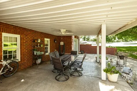 1820 Hygeia Road Greenbrier TN 37073