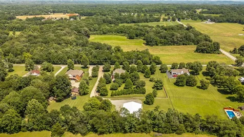 1820 Hygeia Road Greenbrier TN 37073