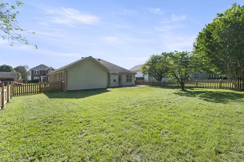 2024 Glastonbury Drive Franklin TN 37069