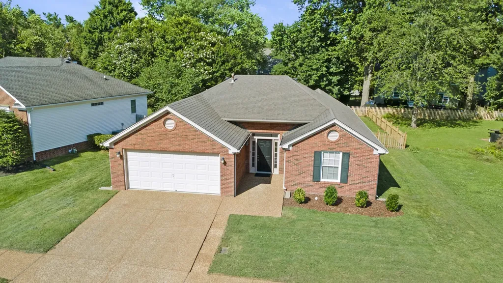 2024 Glastonbury Drive Franklin TN 37069