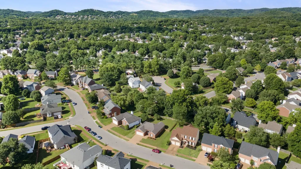 2024 Glastonbury Drive Franklin TN 37069