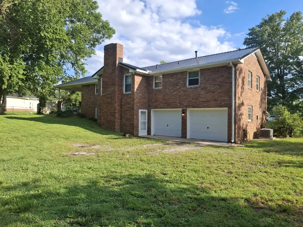 329 Pitts Avenue Old Hickory TN 37138
