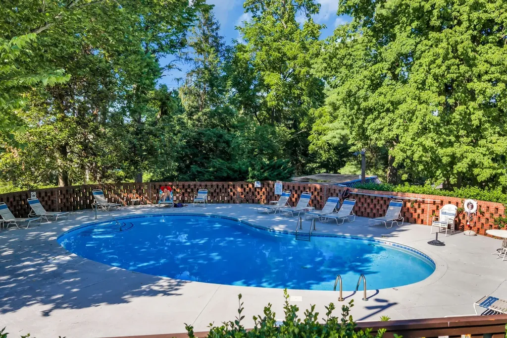 694 Timber Lane Nashville TN 37215
