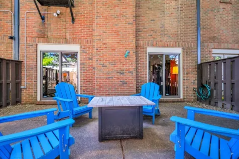 694 Timber Lane Nashville TN 37215