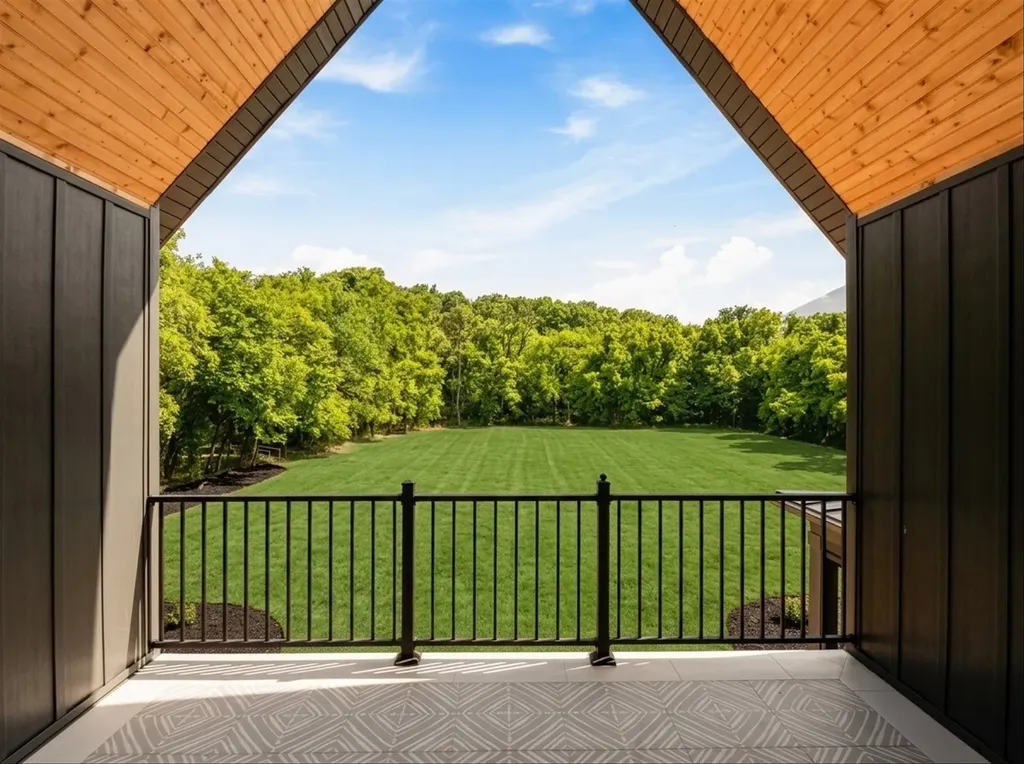 6801 Flat Creek Road College Grove TN 37046