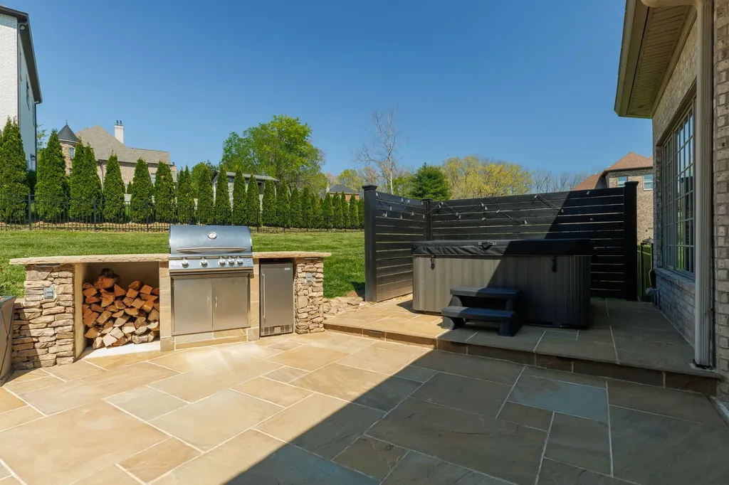 1000 Morchella Private Way Hendersonville TN 37075