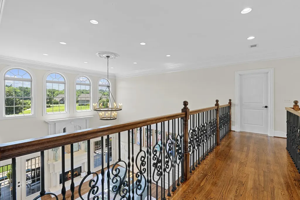 2020 Shoreline Drive Mount Juliet TN 37122