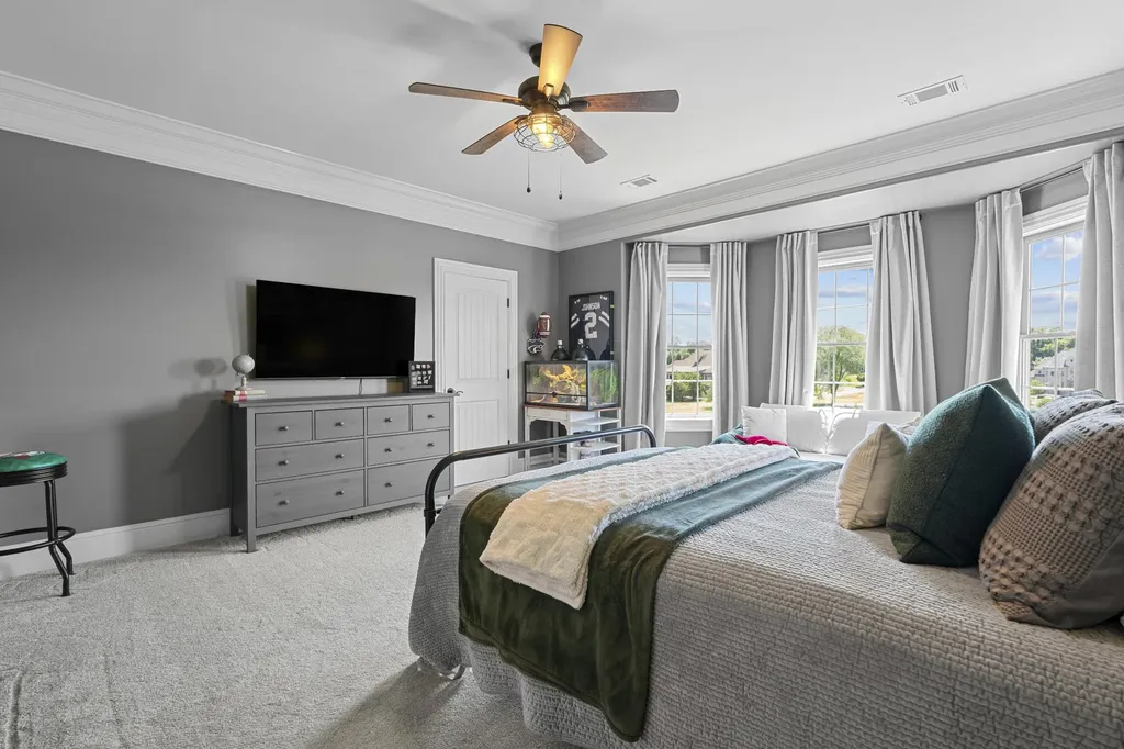 2020 Shoreline Drive Mount Juliet TN 37122