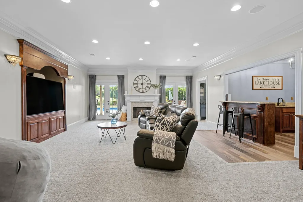 2020 Shoreline Drive Mount Juliet TN 37122