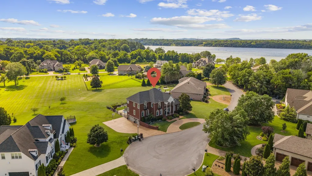 2020 Shoreline Drive Mount Juliet TN 37122