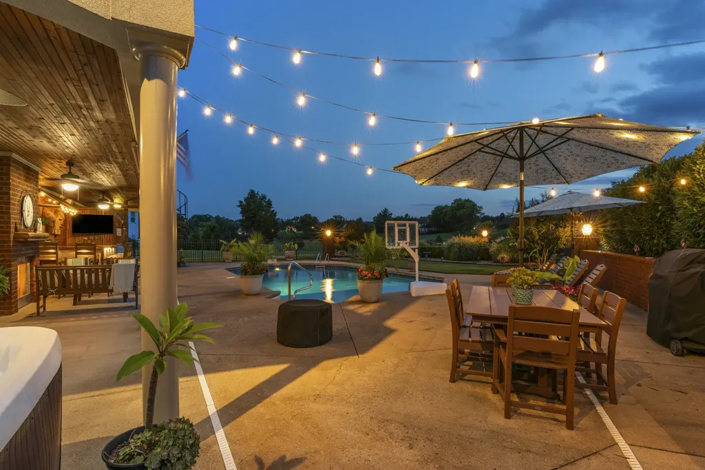 2020 Shoreline Drive Mount Juliet TN 37122