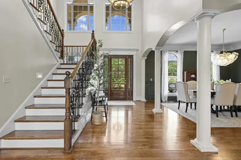 2020 Shoreline Drive Mount Juliet TN 37122