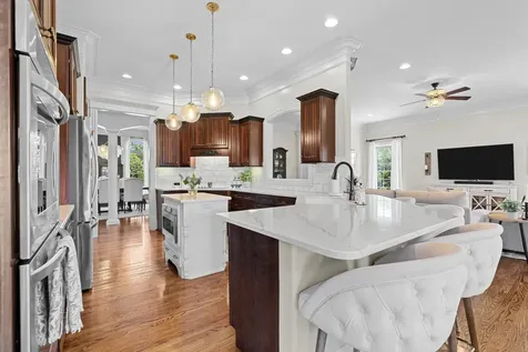 2020 Shoreline Drive Mount Juliet TN 37122