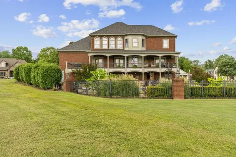 2020 Shoreline Drive Mount Juliet TN 37122