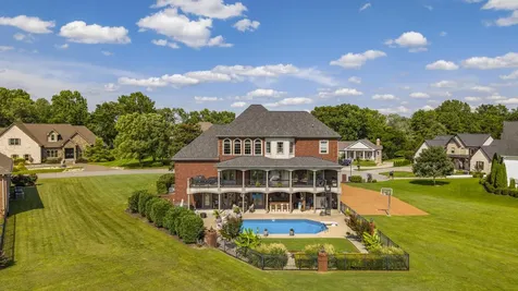 2020 Shoreline Drive Mount Juliet TN 37122