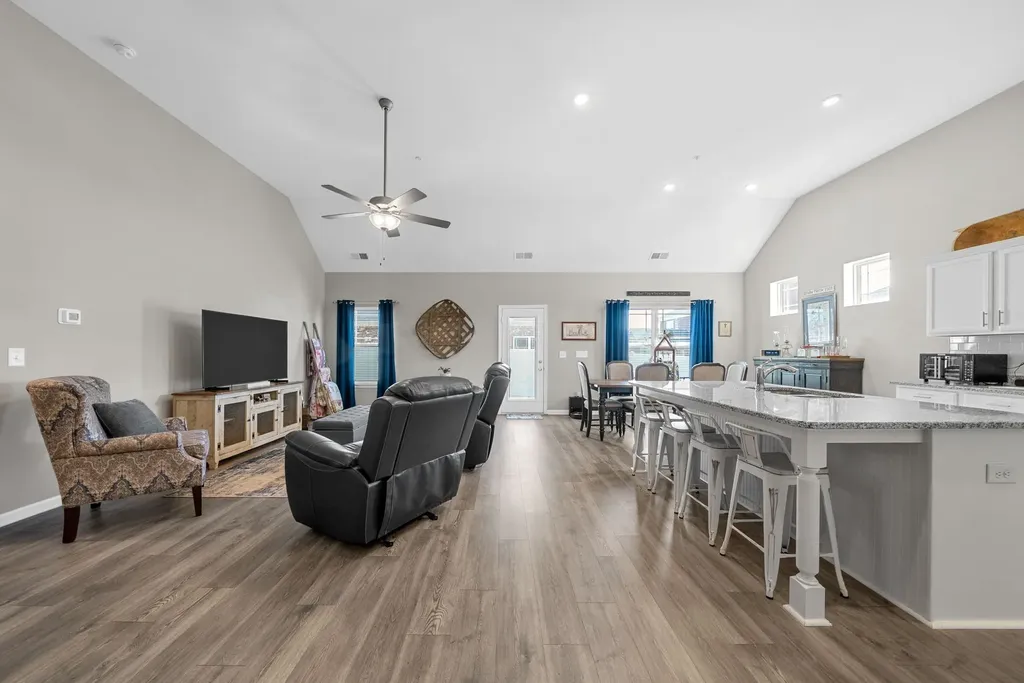 430 Clayton Court Pleasant View TN 37146