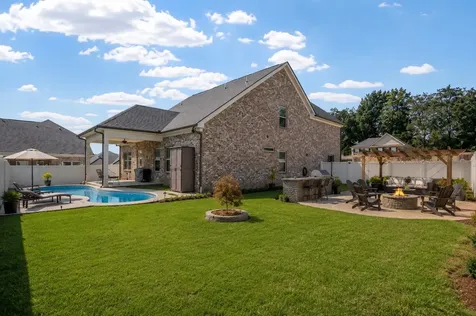 430 Clayton Court Pleasant View TN 37146