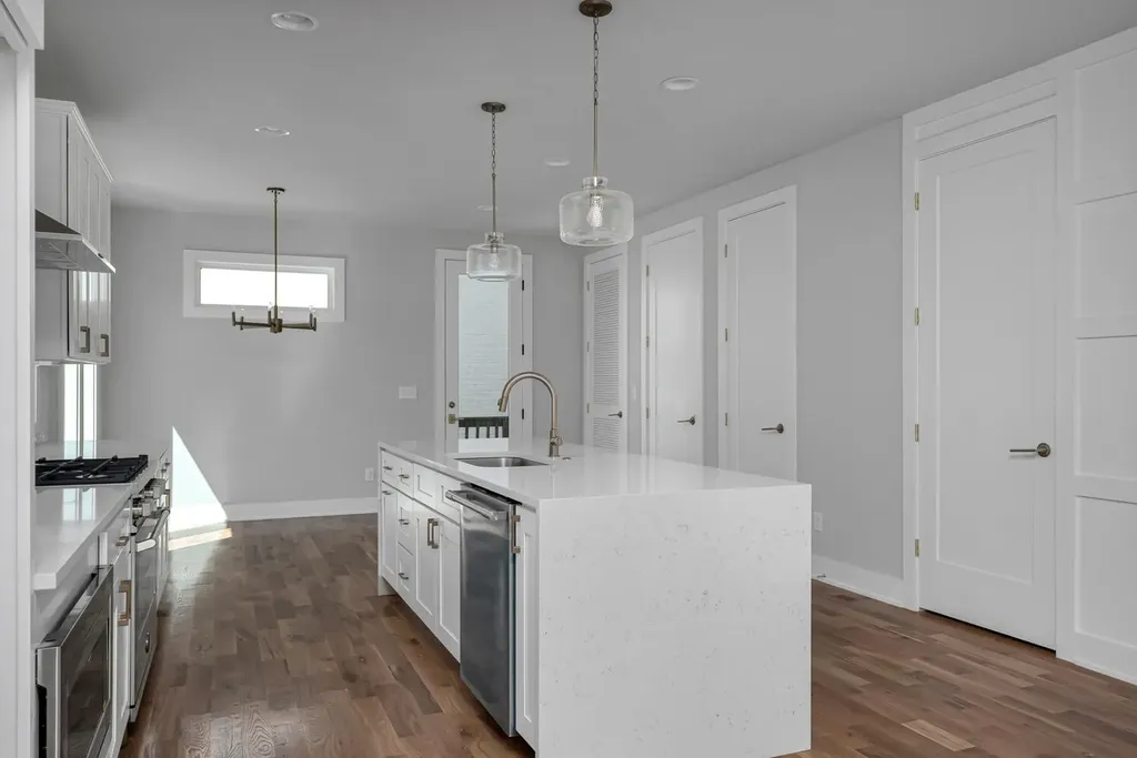 1936 Britt Place Nashville TN 37208