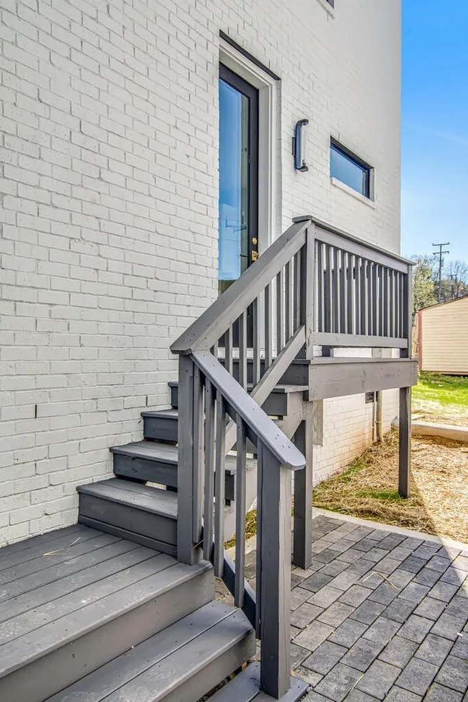 1936 Britt Place Nashville TN 37208