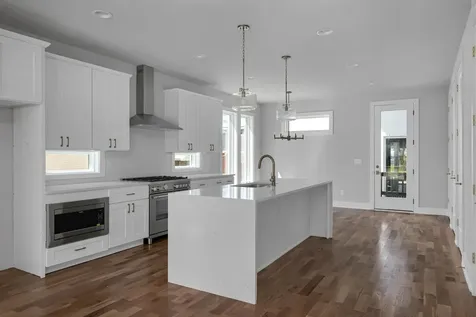1936 Britt Place Nashville TN 37208