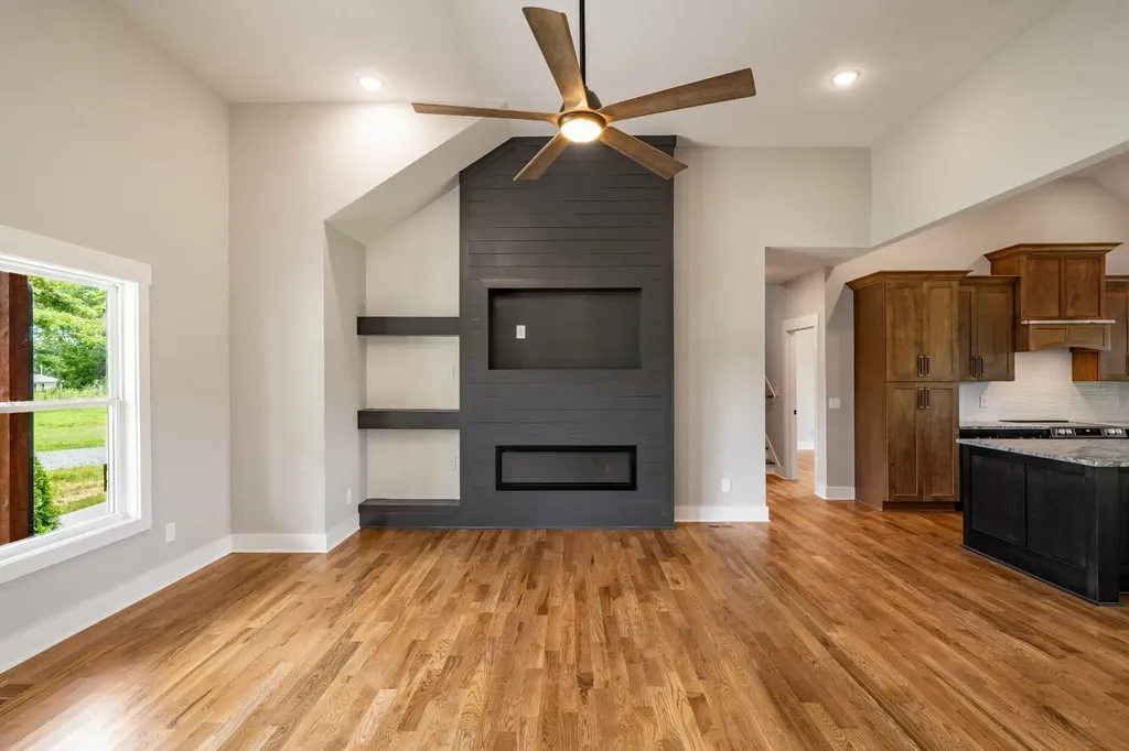 4398 Woodrow Wilson Road Springfield TN 37172