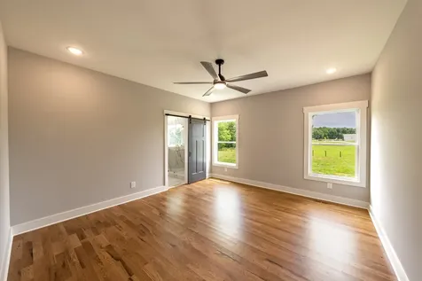4398 Woodrow Wilson Road Springfield TN 37172