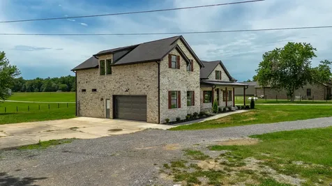 4398 Woodrow Wilson Road Springfield TN 37172