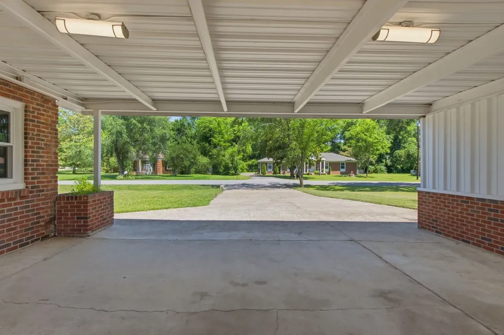 202 Derby Lane Franklin TN 37069