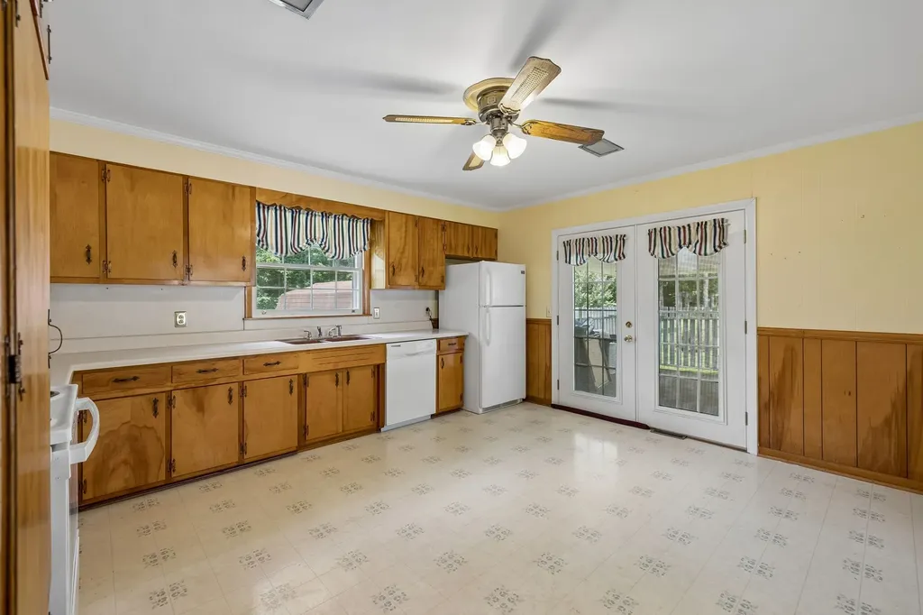 708 Hickory Street Centerville TN 37033
