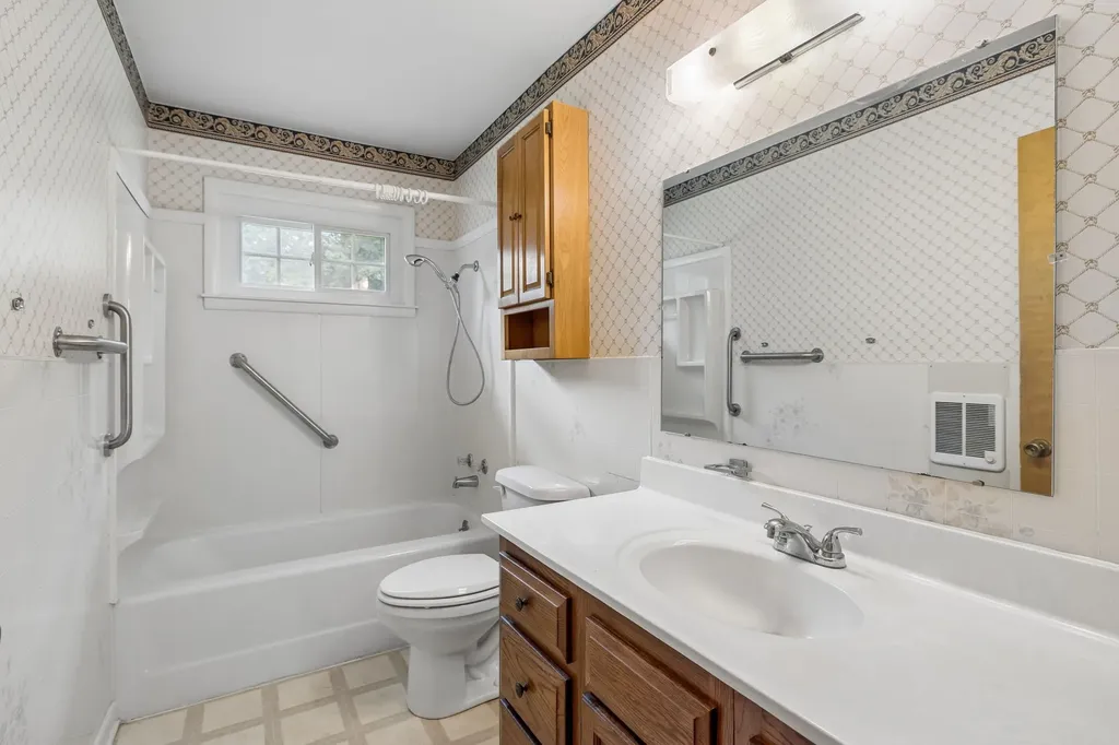 708 Hickory Street Centerville TN 37033