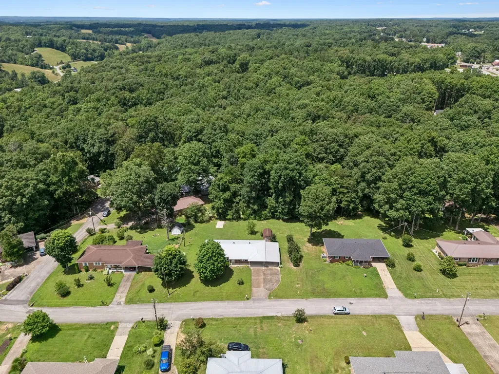 708 Hickory Street Centerville TN 37033