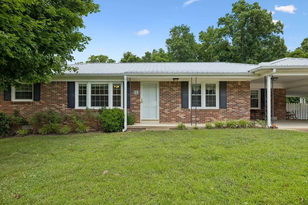 708 Hickory Street Centerville TN 37033
