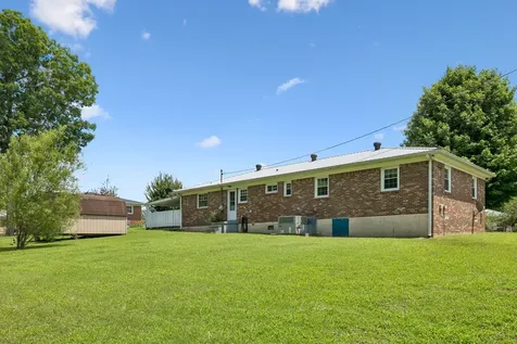 708 Hickory Street Centerville TN 37033