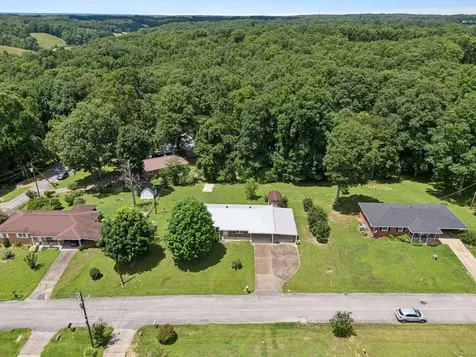 708 Hickory Street Centerville TN 37033