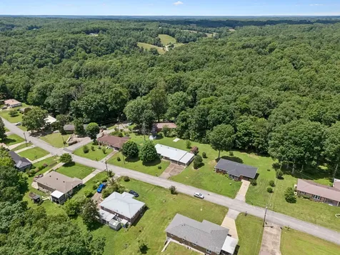 708 Hickory Street Centerville TN 37033