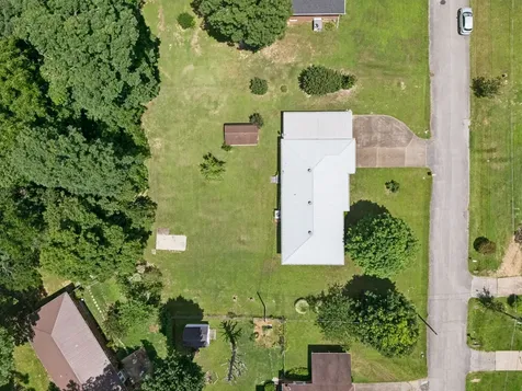 708 Hickory Street Centerville TN 37033