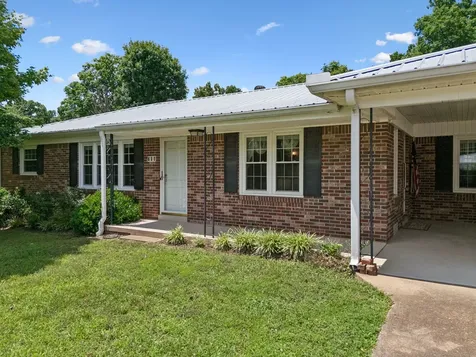 708 Hickory Street Centerville TN 37033