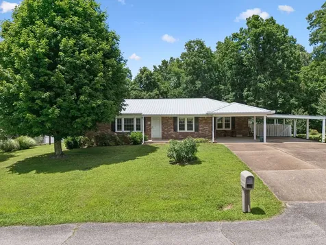 708 Hickory Street Centerville TN 37033