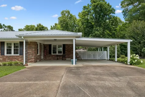 708 Hickory Street Centerville TN 37033