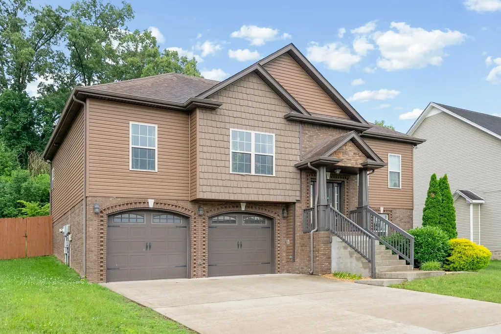 1284 Viewmont Drive Clarksville TN 37040