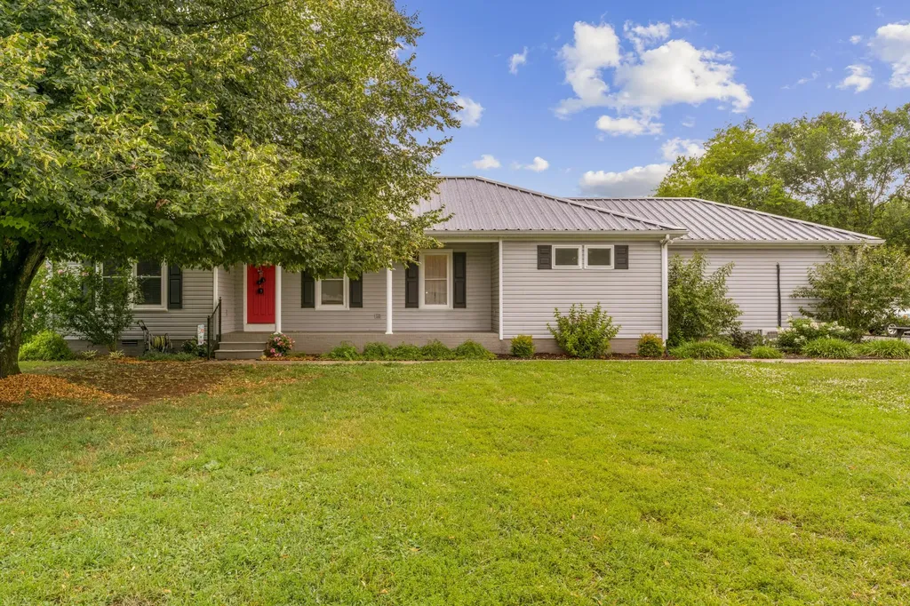249 Walnut Grove Road Christiana TN 37037